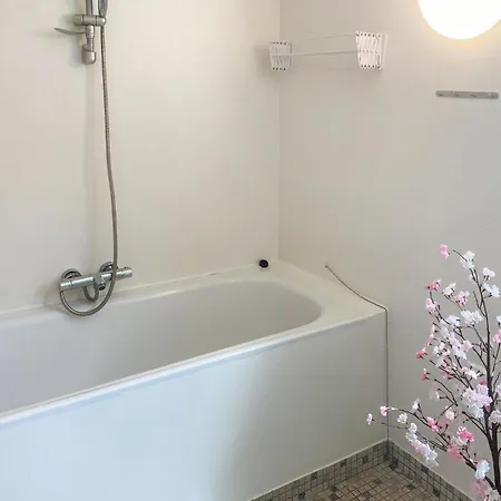 6 Bedroom Beautiful In Дом отдыха