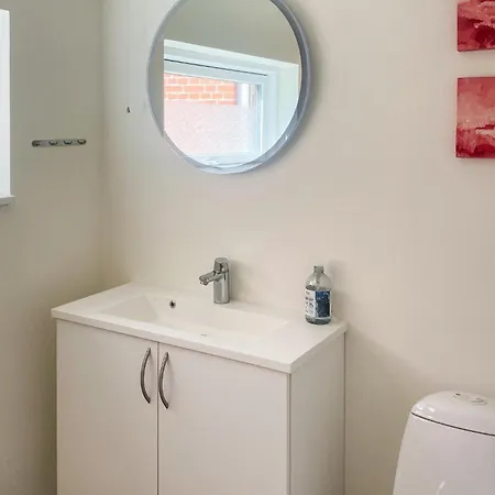 6 Bedroom Beautiful In