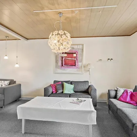 6 Bedroom Beautiful In Σπίτι διακοπών Ærøskøbing