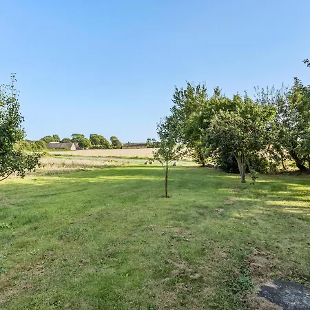 6 Bedroom Beautiful In Semesterbostad