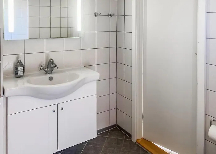 6 Bedroom Beautiful In Holiday home Aeroskobing