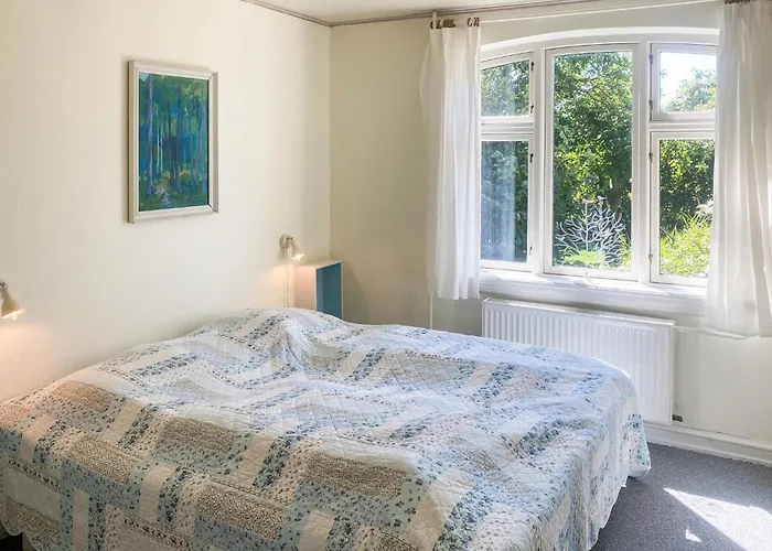 6 Bedroom Beautiful In Aeroskobing