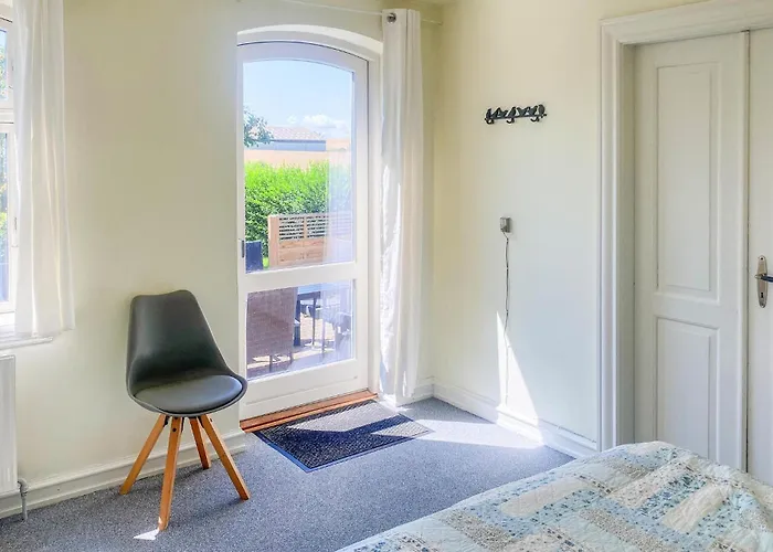 6 Bedroom Beautiful In * Aeroskobing