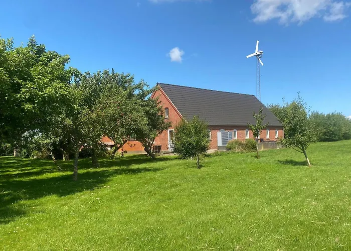 Holiday home 6 Bedroom Beautiful In *