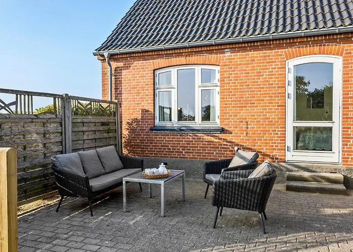 Holiday home 6 Bedroom Beautiful In *